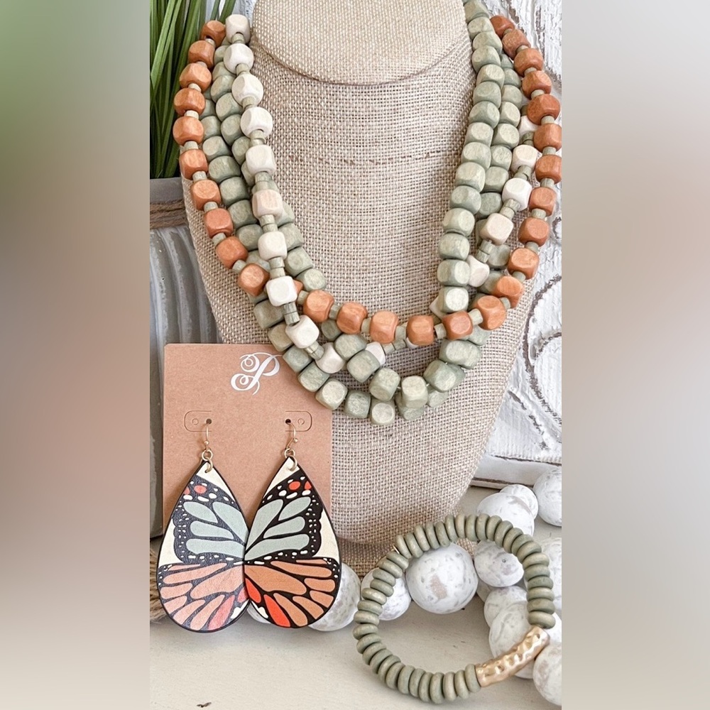 Plunder Boho Beaded Necklace Earrings Bracelet trendy fashion jewelry set